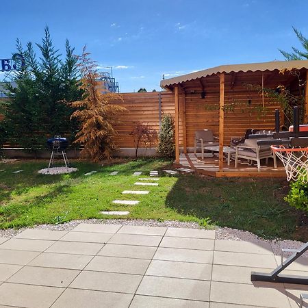 Sika Sunny Garden Apartment Арад Экстерьер фото