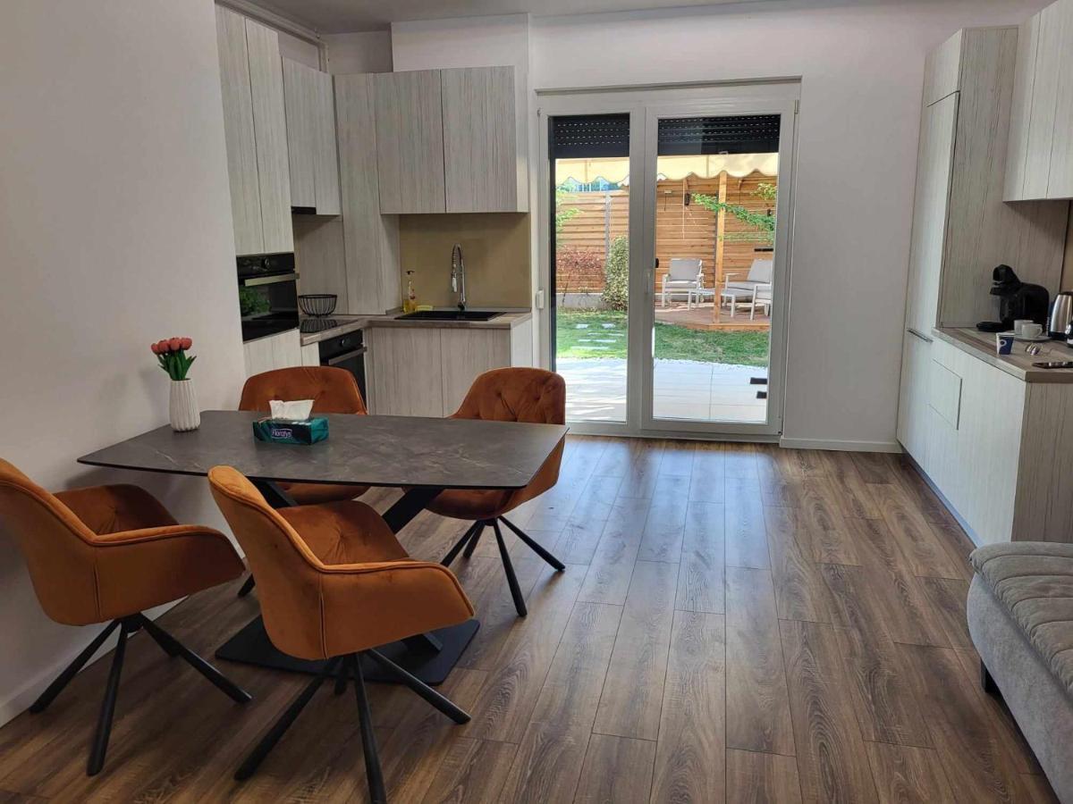 Sika Sunny Garden Apartment Арад Экстерьер фото