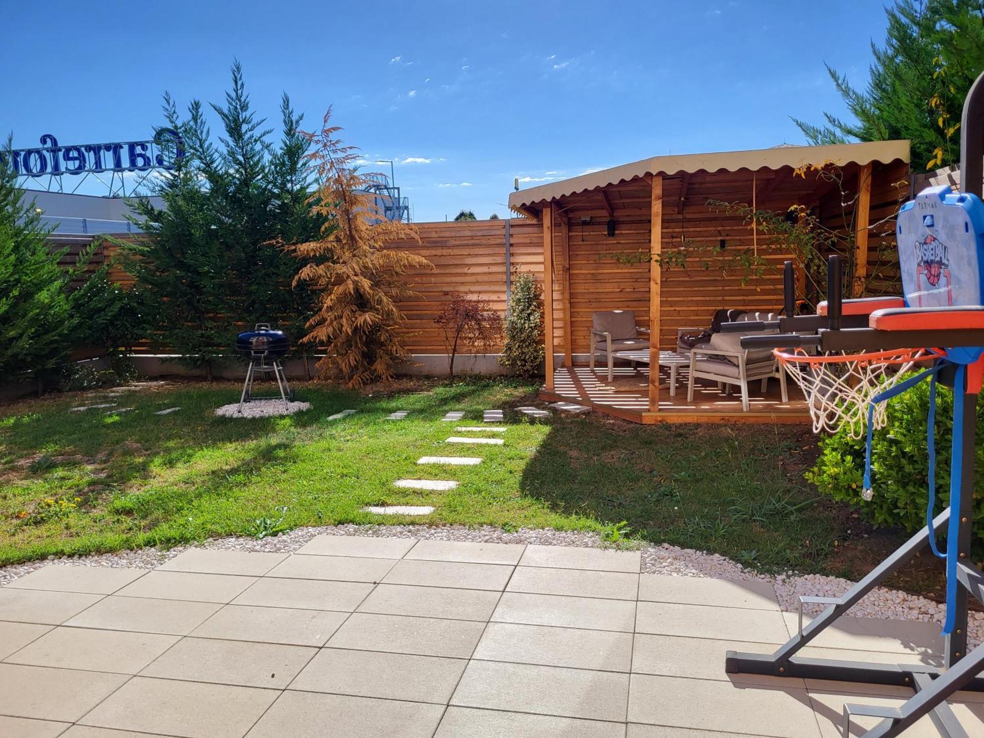 Sika Sunny Garden Apartment Арад Экстерьер фото